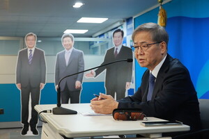 [배종찬 칼럼] <b>친명</b> 공천과 '조·추·송'에 요동치는 민주당 총선 경쟁력