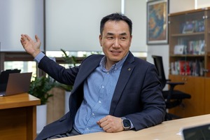 [투자고수의 눈] 박진호 NH아문디 자산운용부문장 "韓, 피지컬AI 보물...... - 뉴스 썸네일 이미지